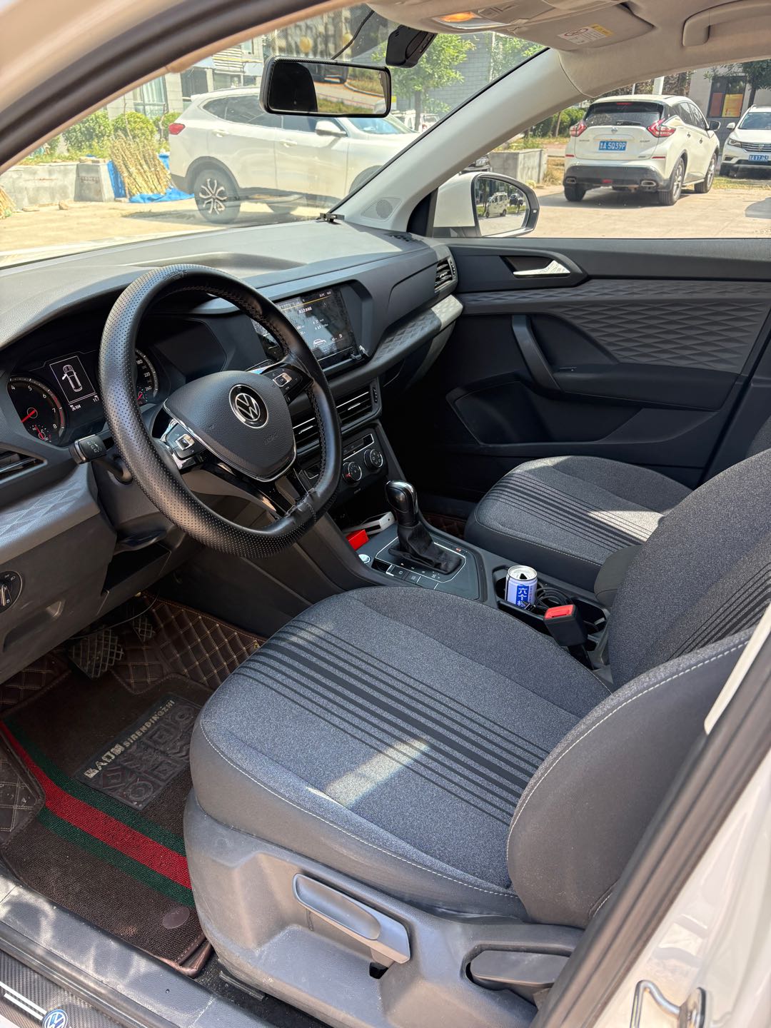 Volkswagen Tharu 2021 car image #9