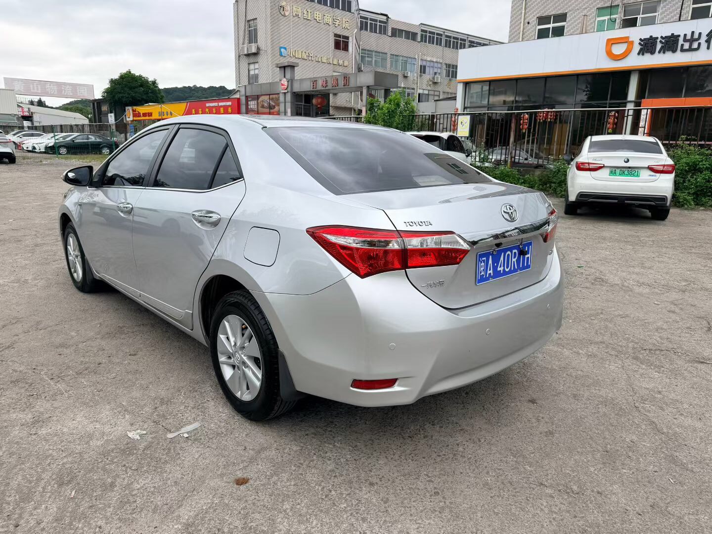 Toyota Corolla 2015 car image #9