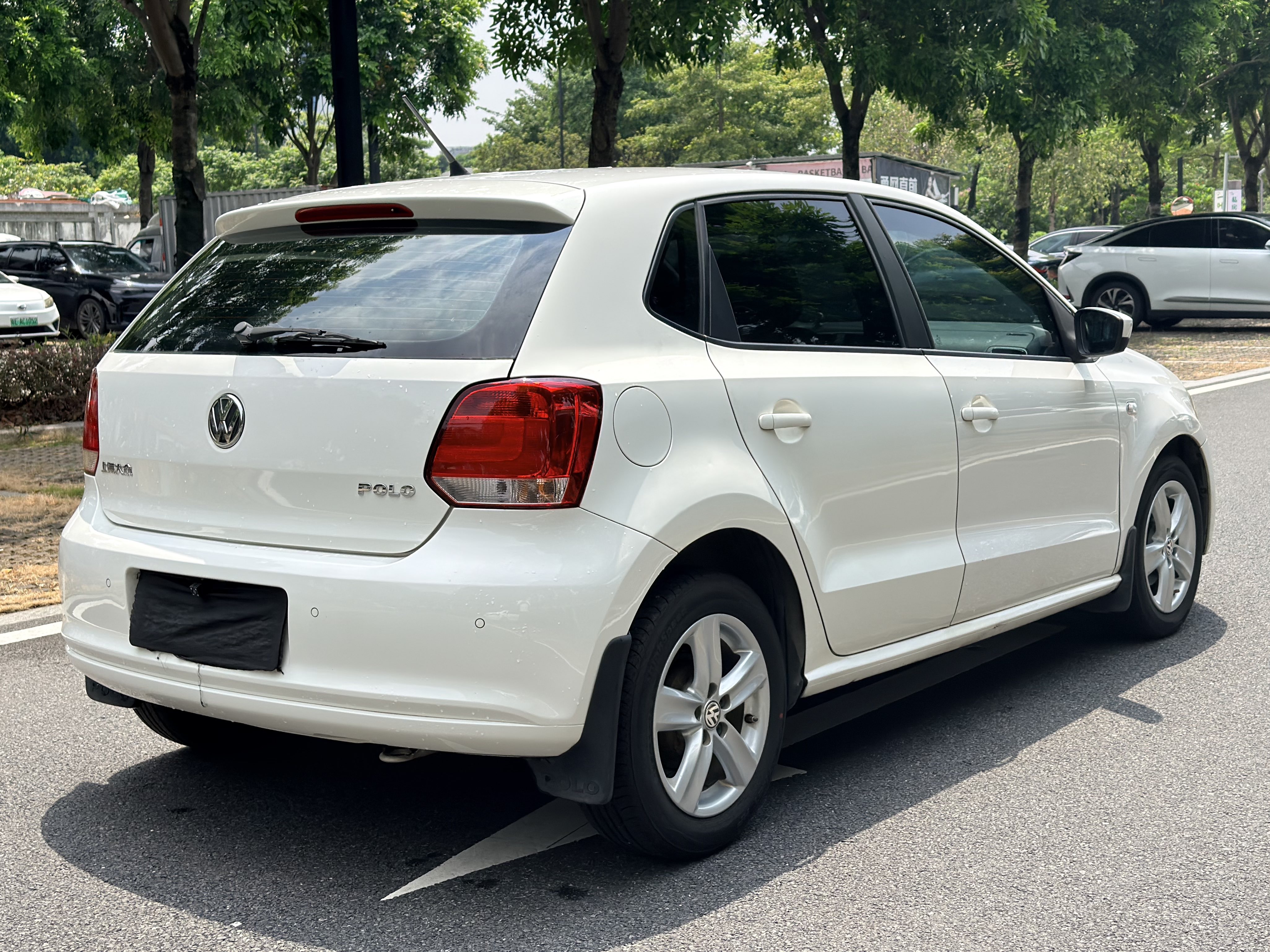 Volkswagen Polo 2012 #11 Volkswagen Polo 2012 car image #11