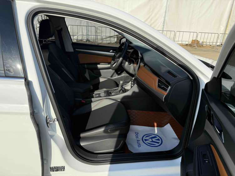 Volkswagen Bora 2024 car image #7
