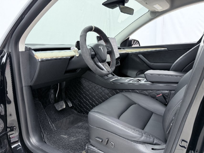 Tesla Model Y 2022 car image #5