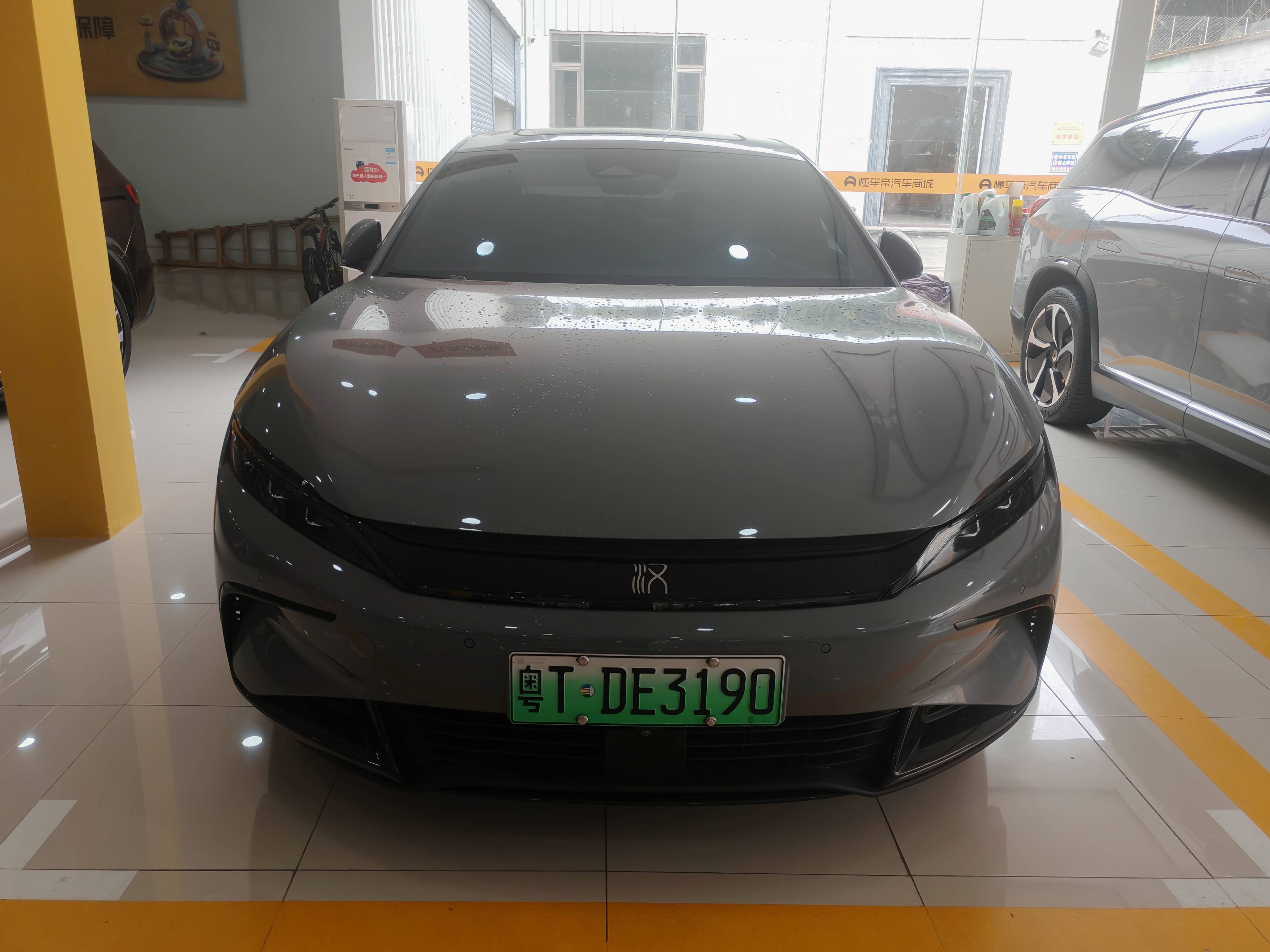 BYD Han 2025 car image #5