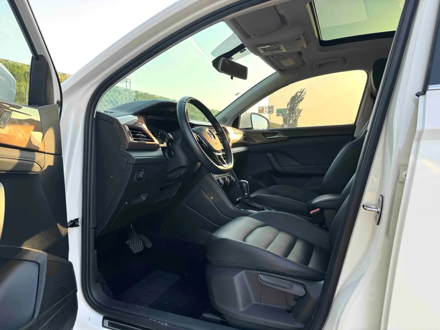 Volkswagen Tharu 2019 #12 Volkswagen Tharu 2019 car image #12