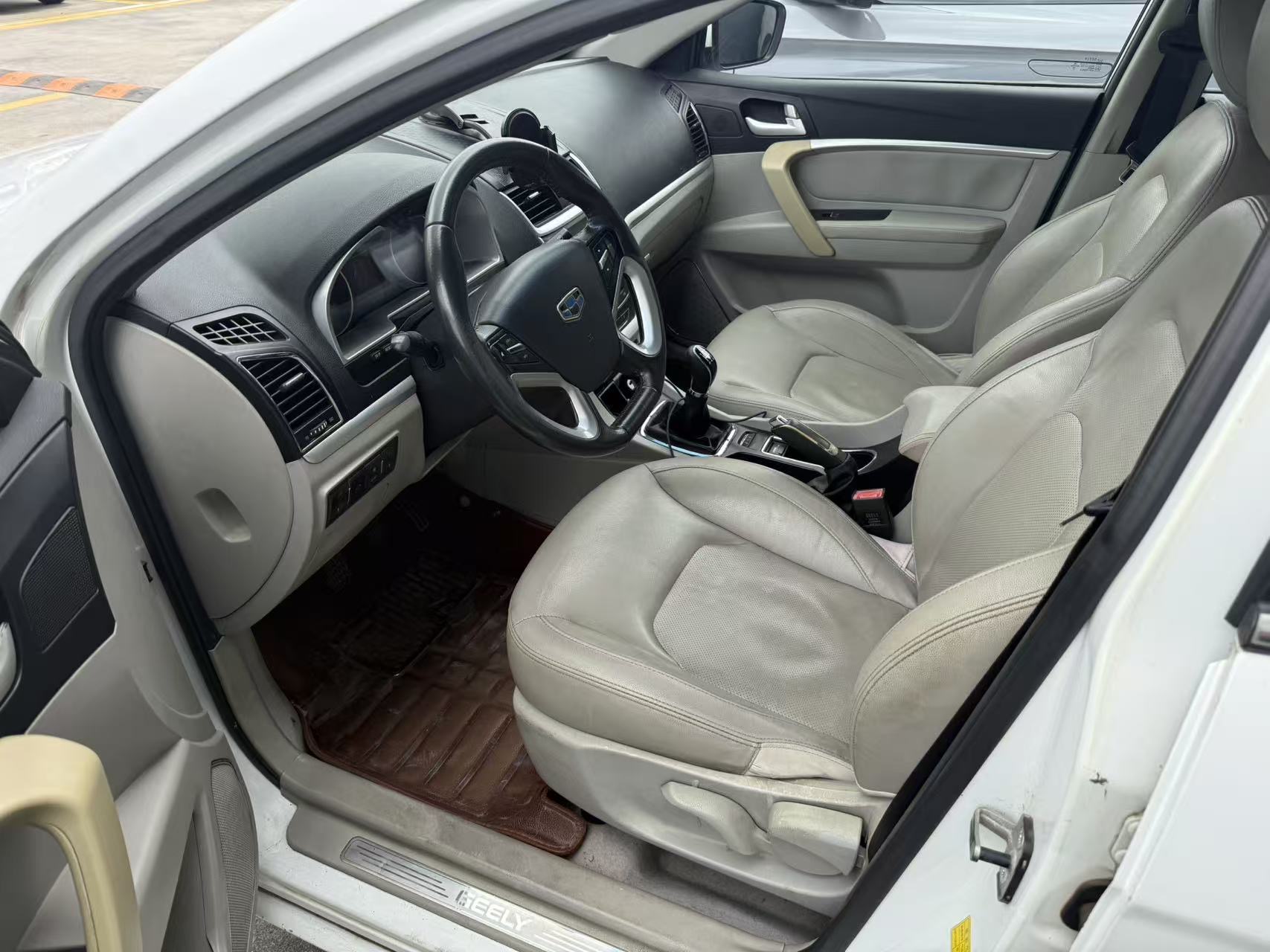 GEELY Emgrand 2014 #5 GEELY Emgrand 2014 car image #5