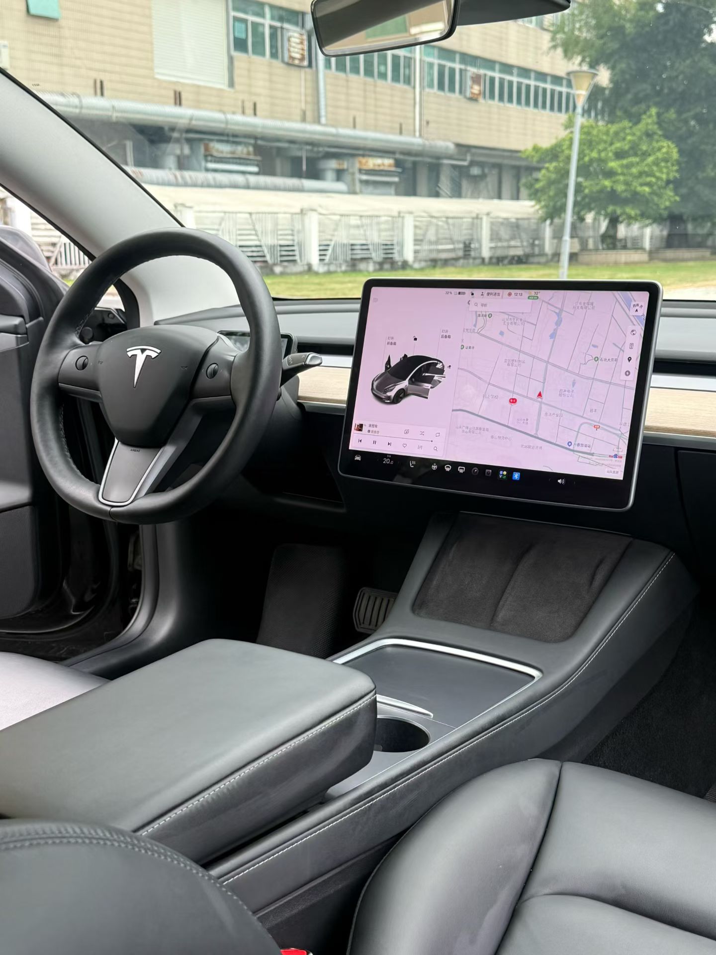 Tesla Model 3 2021 car image #7