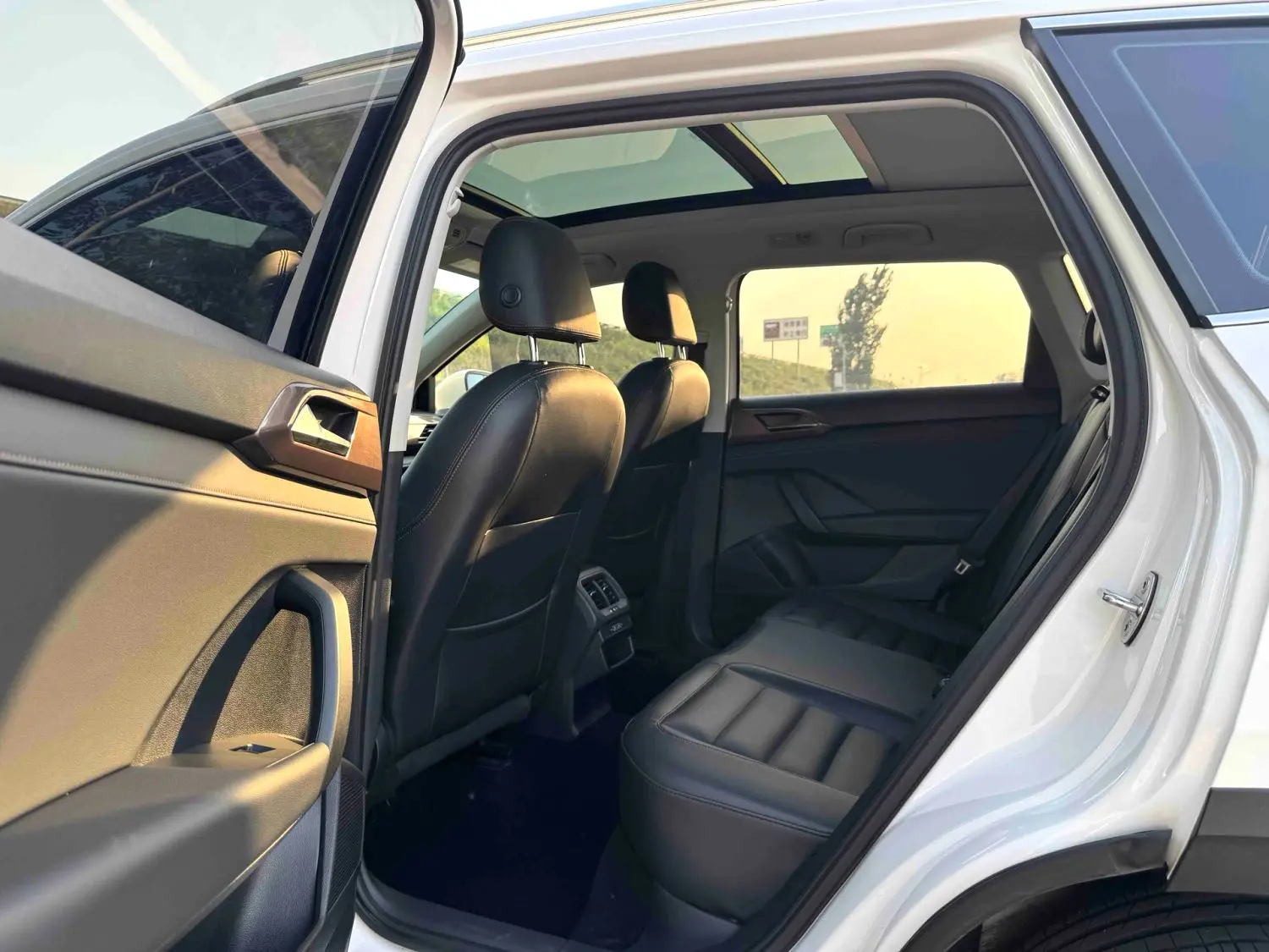 Volkswagen Tharu 2019 #13 Volkswagen Tharu 2019 car image #13