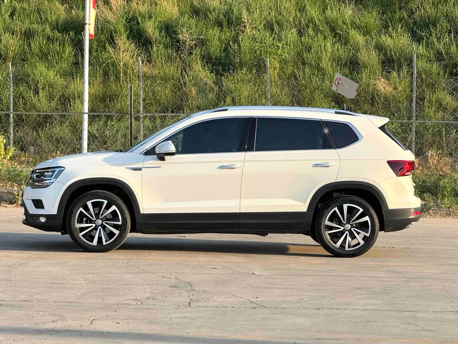 Volkswagen Tharu 2019 #5 Volkswagen Tharu 2019 car image #5