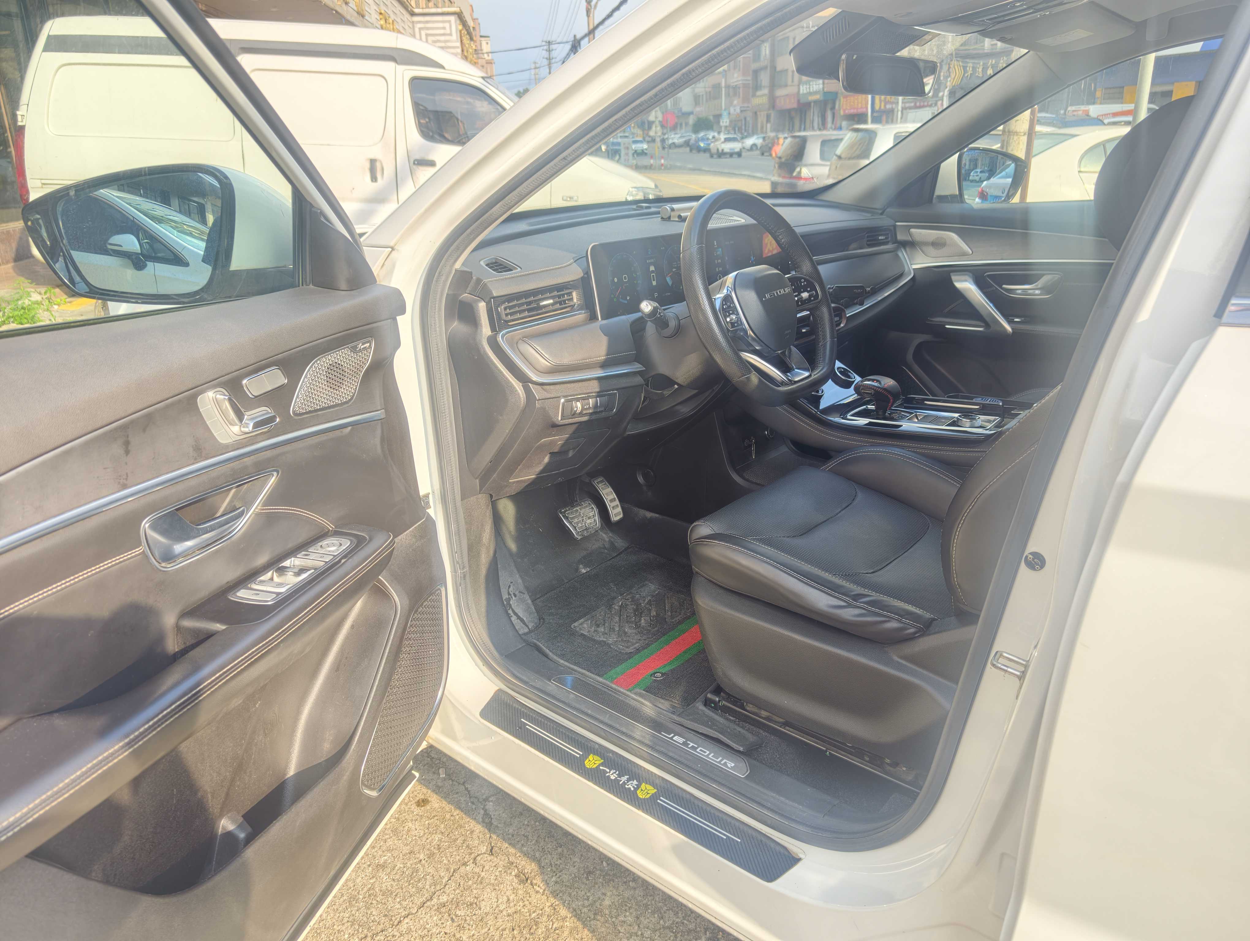 Jetour X70 PLUS 2020 car image #6