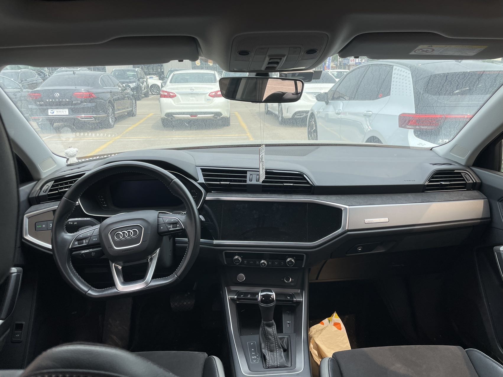 Audi Q3 2020 #8 Audi Q3 2020 car image #8
