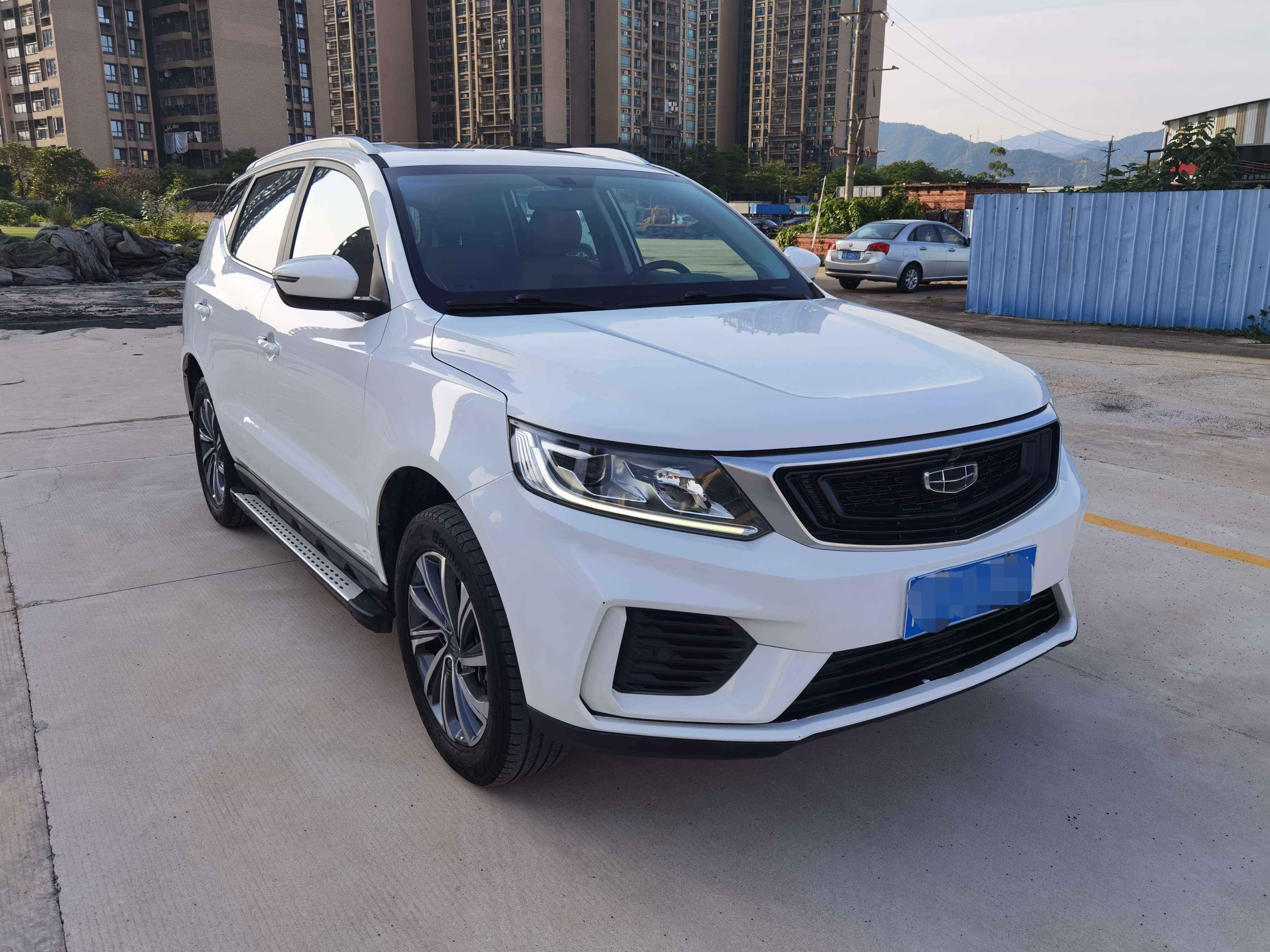 GEELY Vision X6 2020 immagine di auto #5