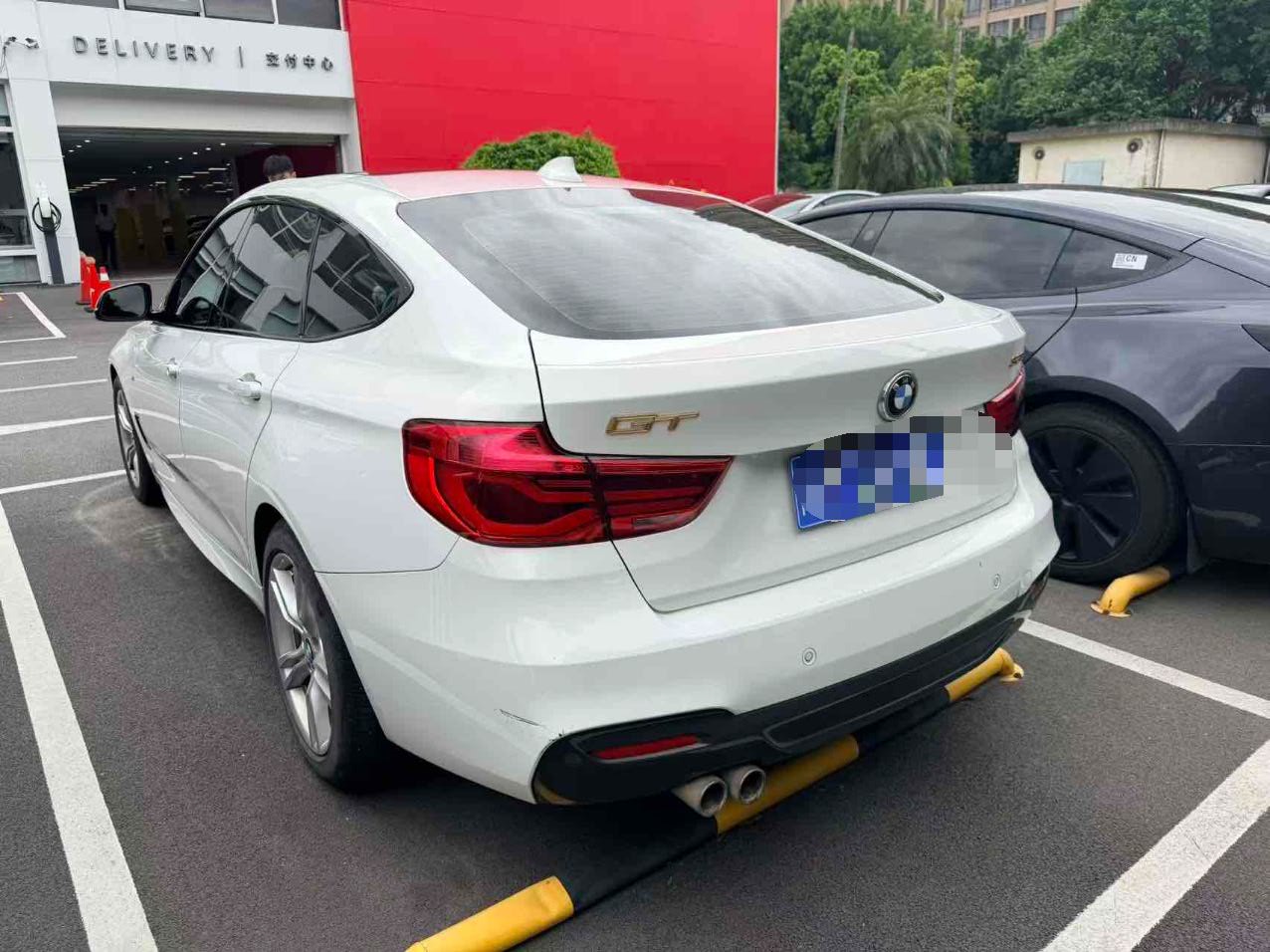 BMW 3 Series GT 2017 #10 BMW 3 Series GT 2017 car image #10