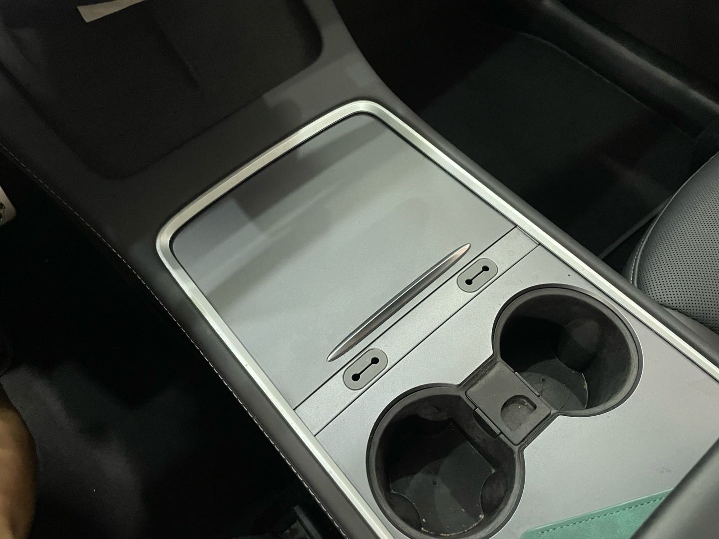Tesla Model Y 2023 #8 Tesla Model Y 2023 car image #8