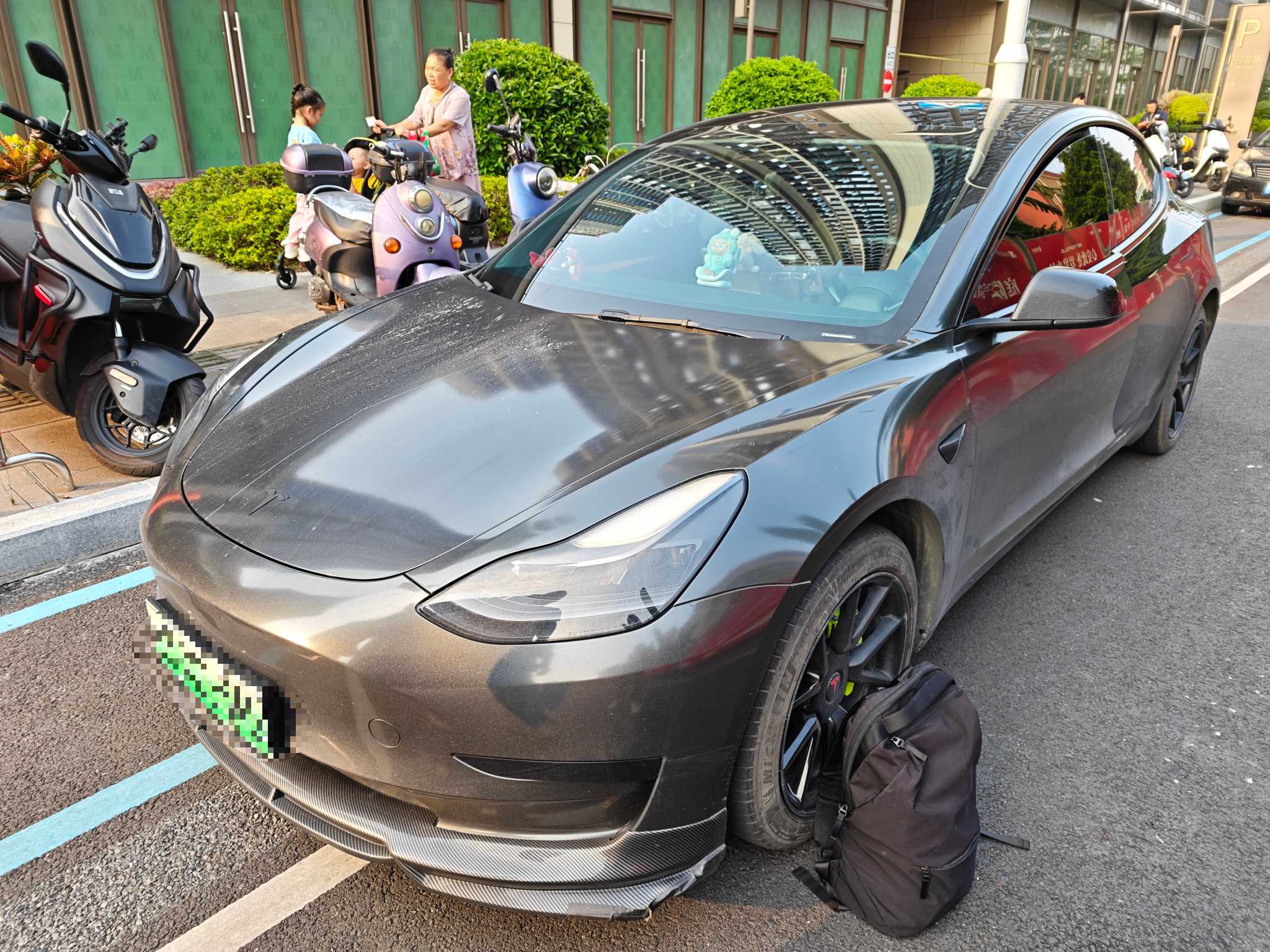 Tesla Model 3 2021 car image #2