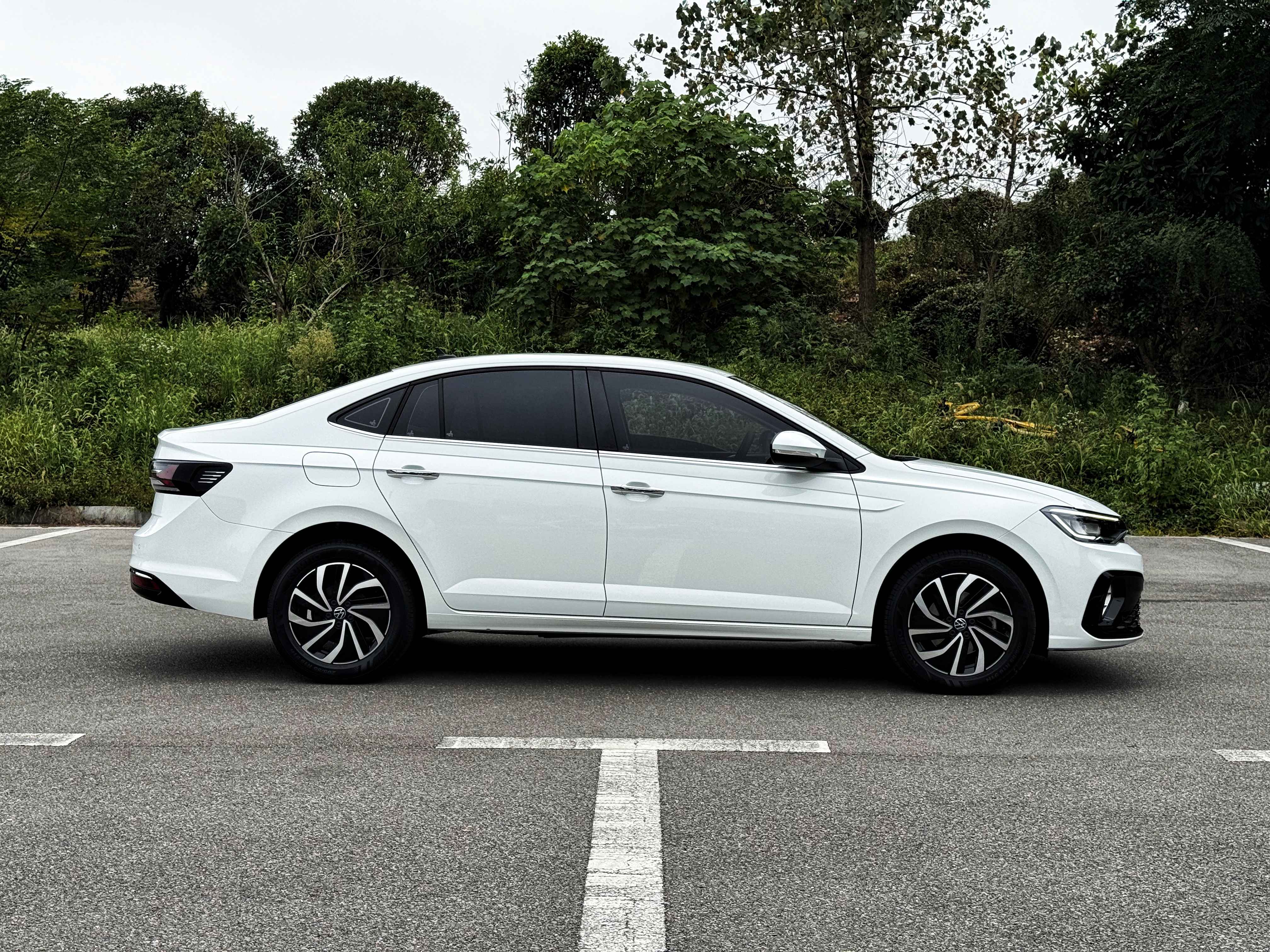 Volkswagen Lavida 2023 #5 Volkswagen Lavida 2023 car image #5