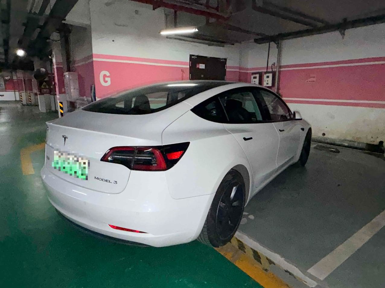 Tesla Model 3 2021 #9 Tesla Model 3 2021 car image #9