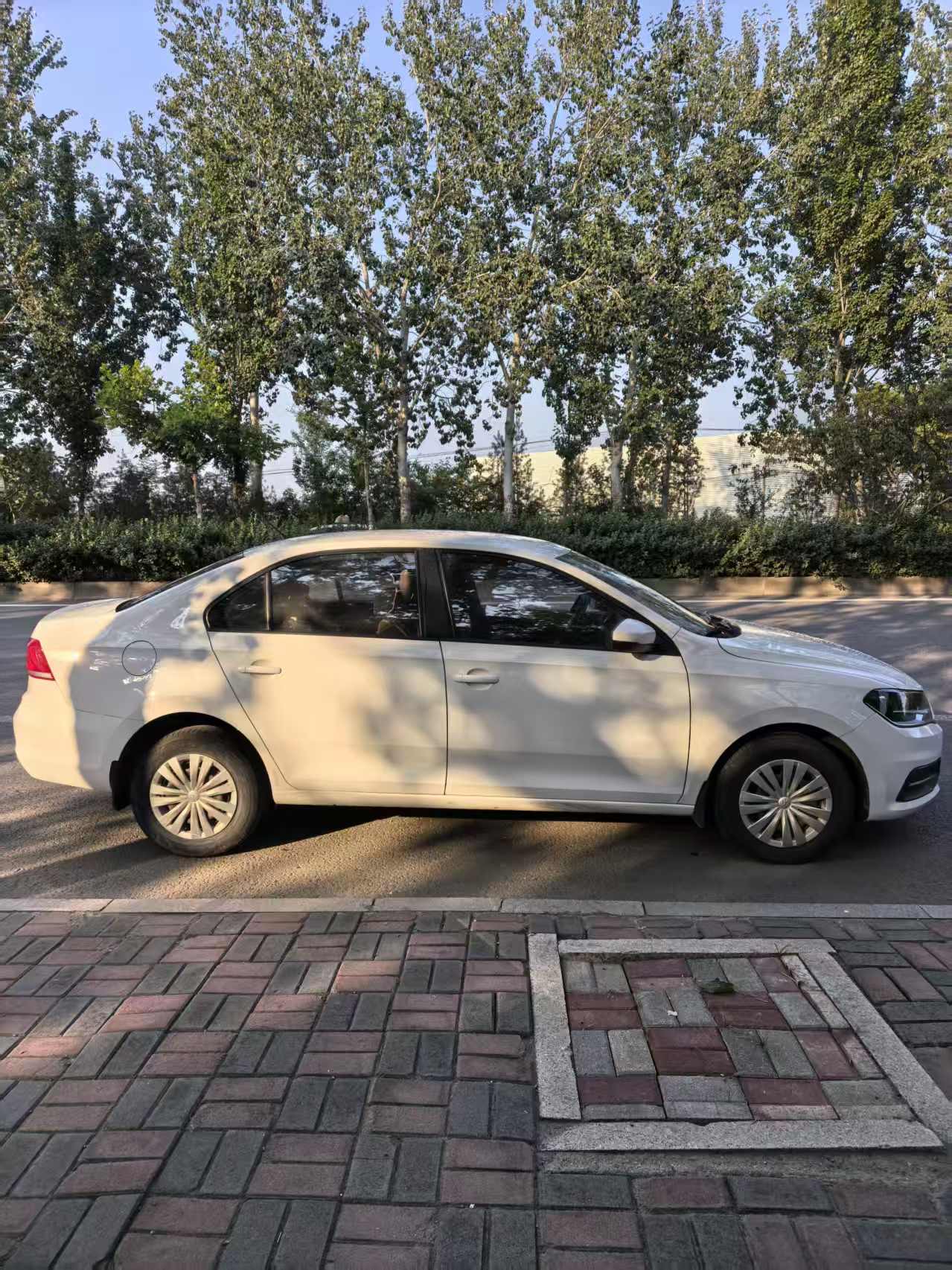 Volkswagen Santana 2022 car image #5