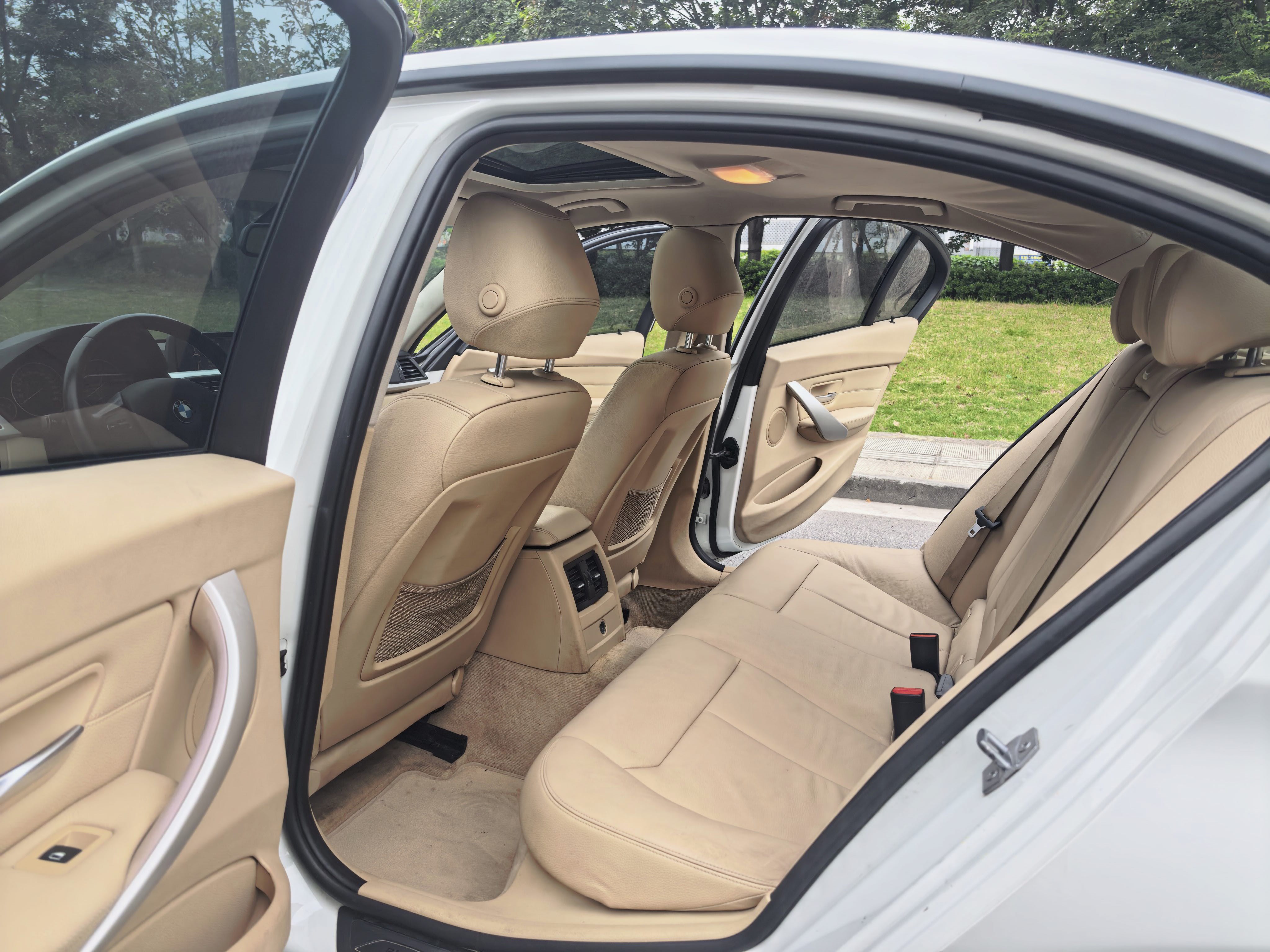 BMW 3 Series 2014 #7 BMW 3 Series 2014 صورة سيارة #7