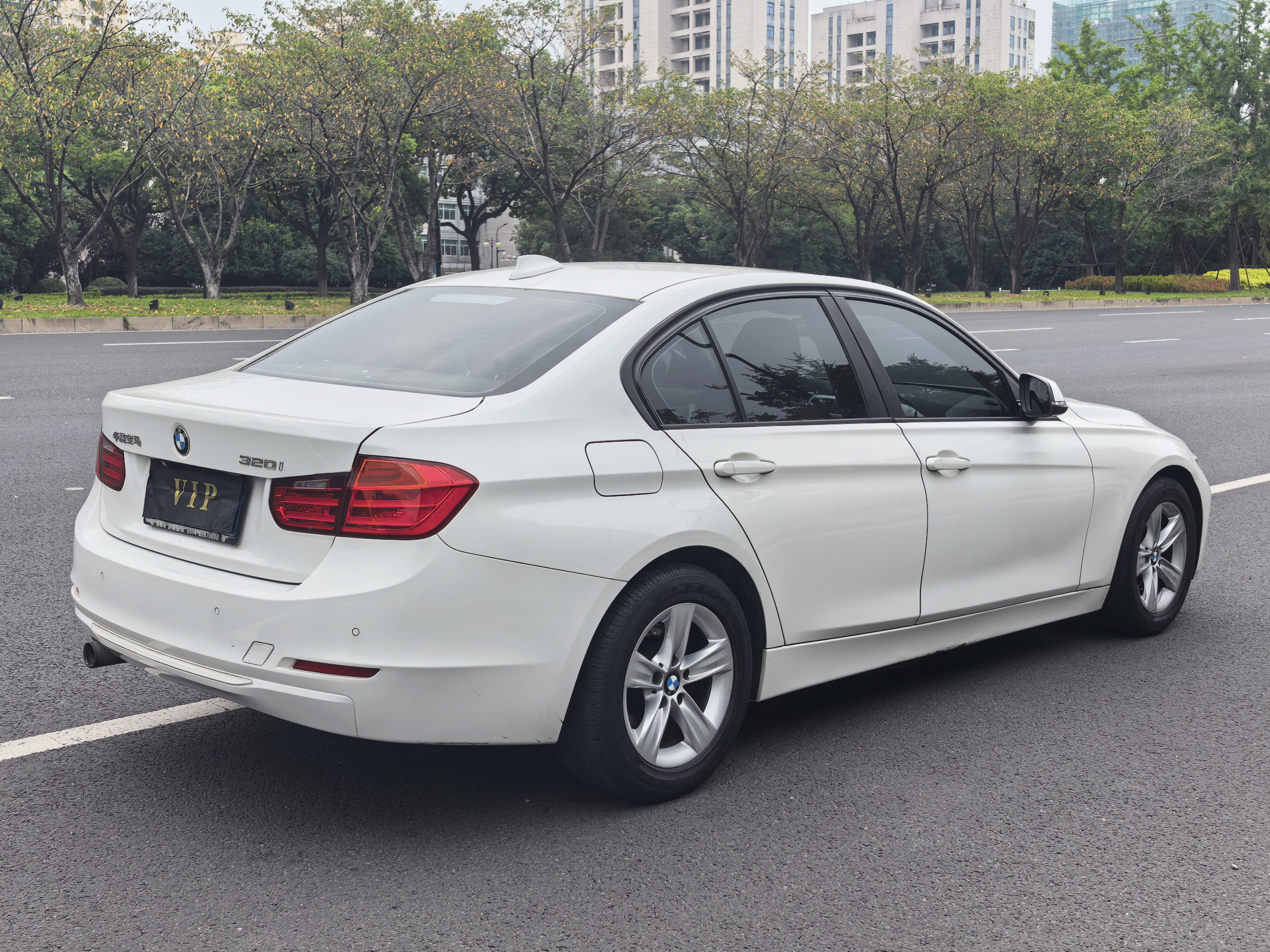 BMW 3 Series 2014 #9 BMW 3 Series 2014 صورة سيارة #9