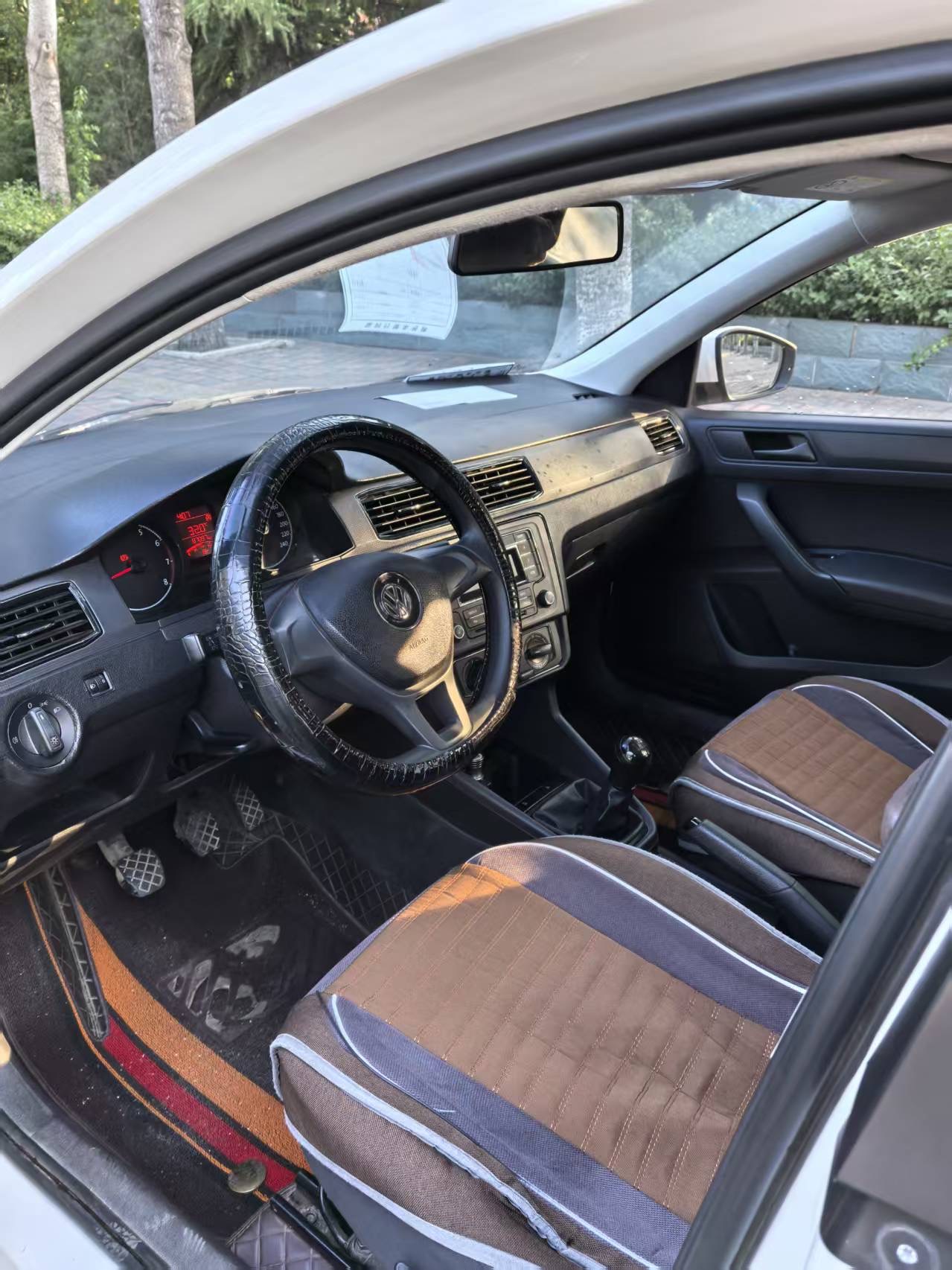 Volkswagen Santana 2022 car image #6