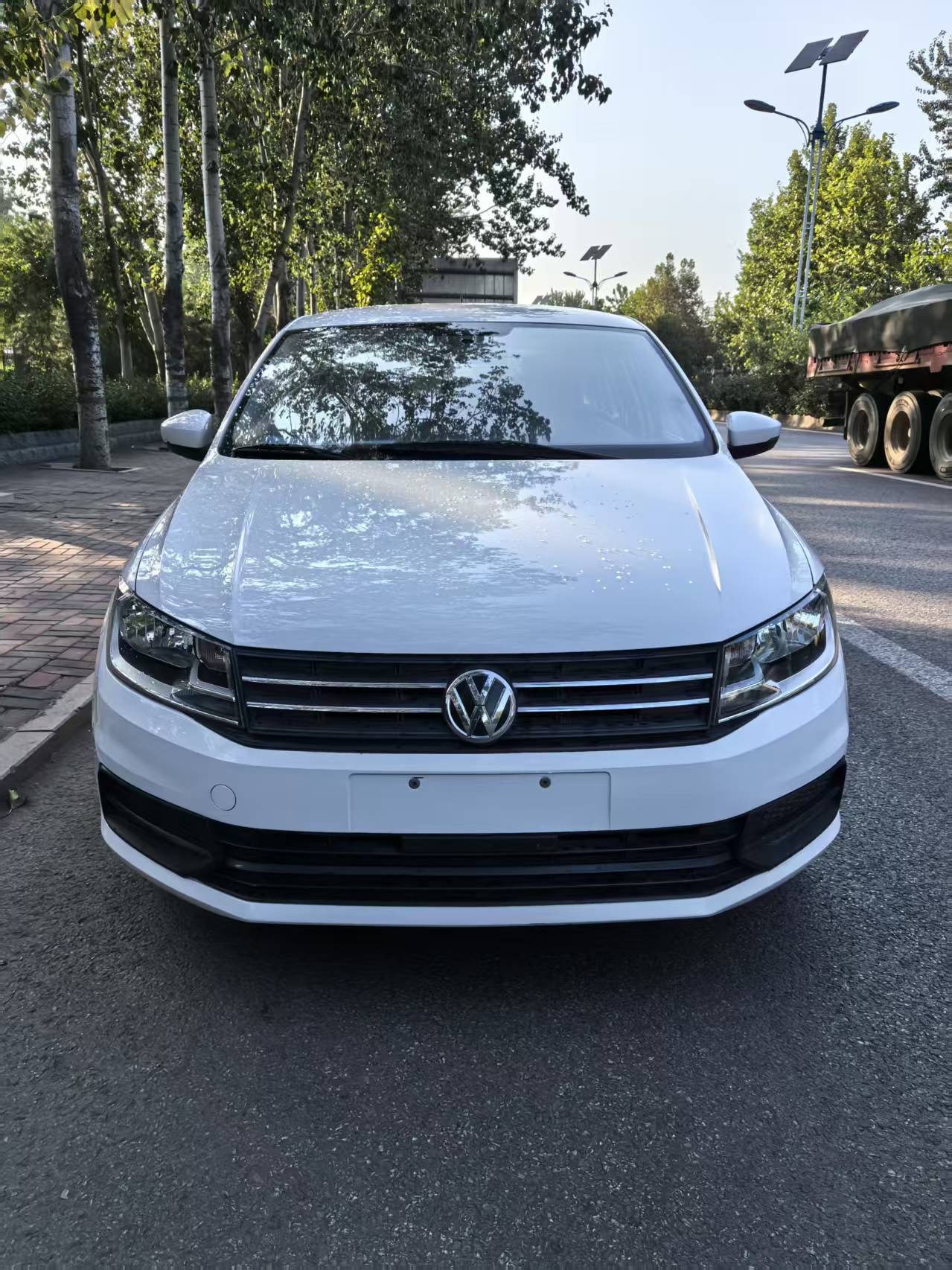 Volkswagen Santana 2022 car image #4