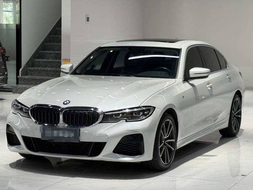 BMW 3 Series 2021 car image #2