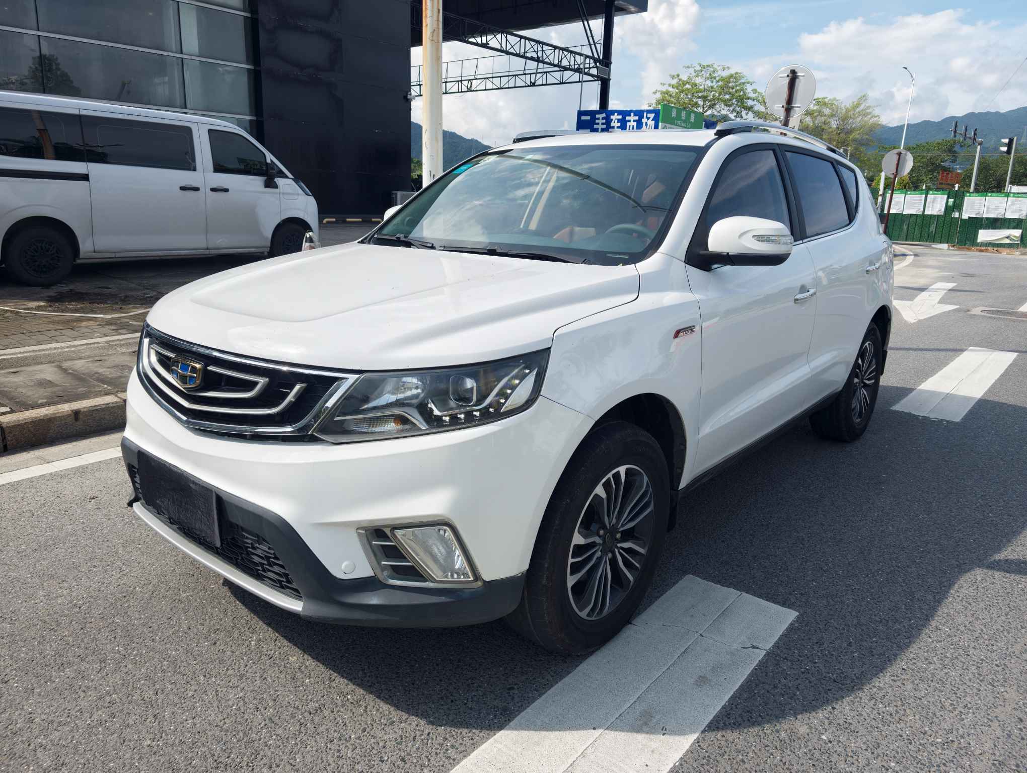 GEELY Vision X6 2018 GEELY Vision X6 2018 immagine di auto
