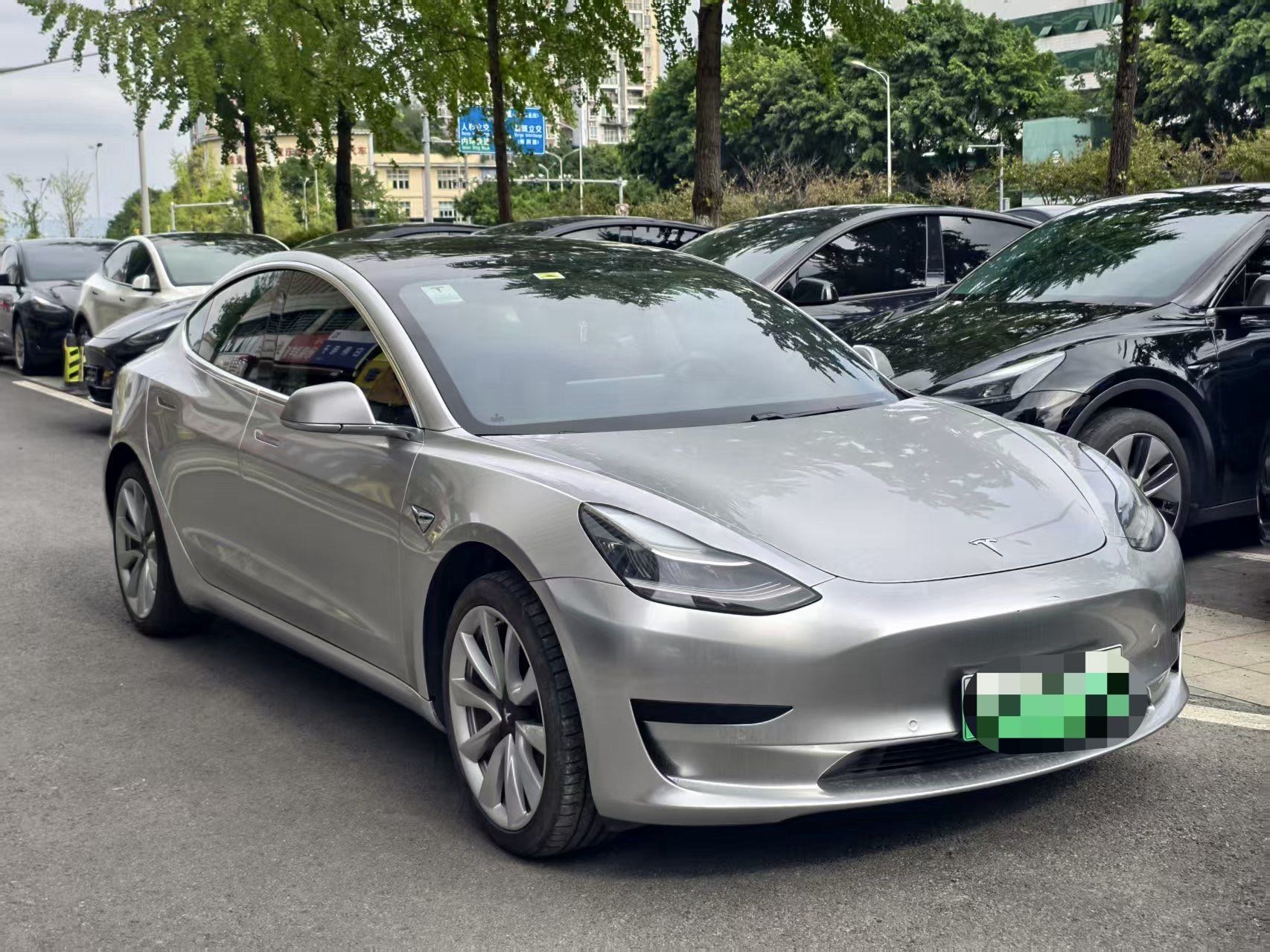 Tesla Model 3 2019 car image #9