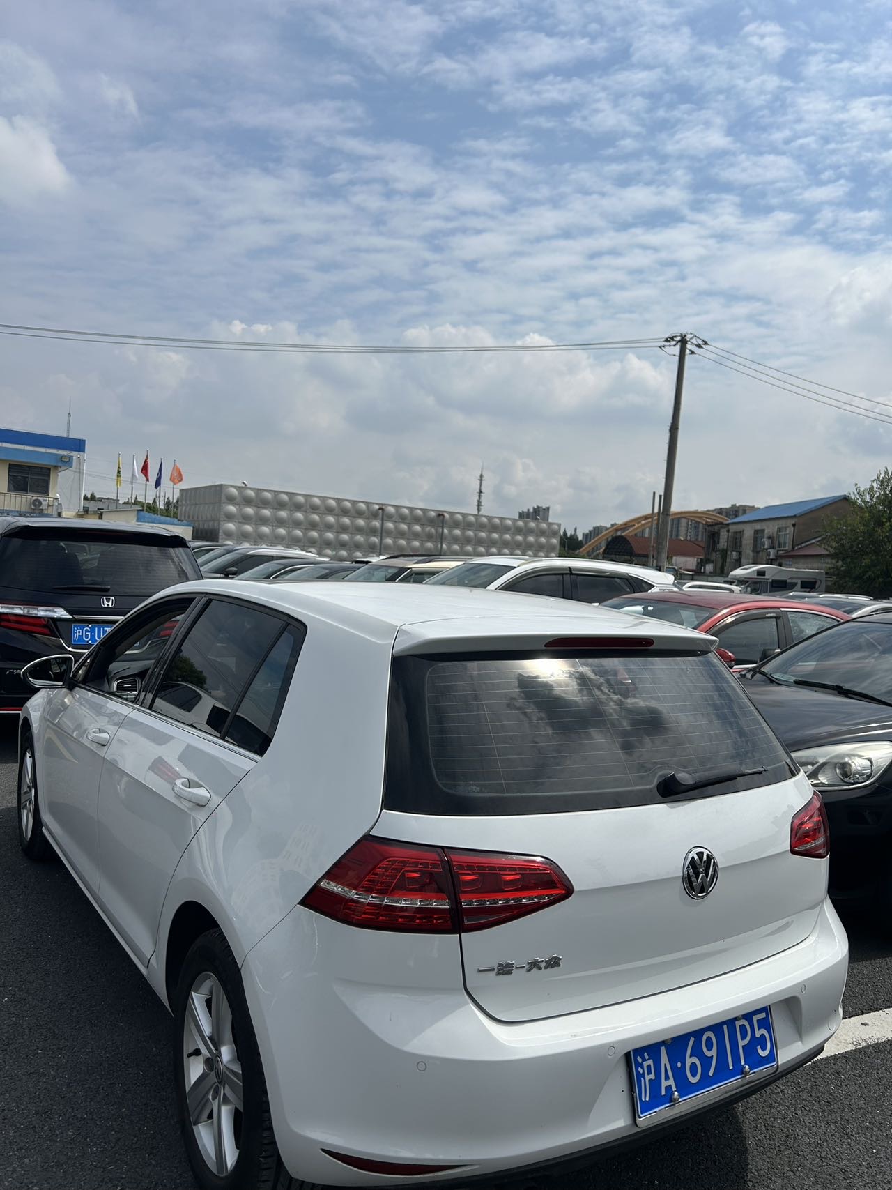 Volkswagen Golf 2015 car image #4