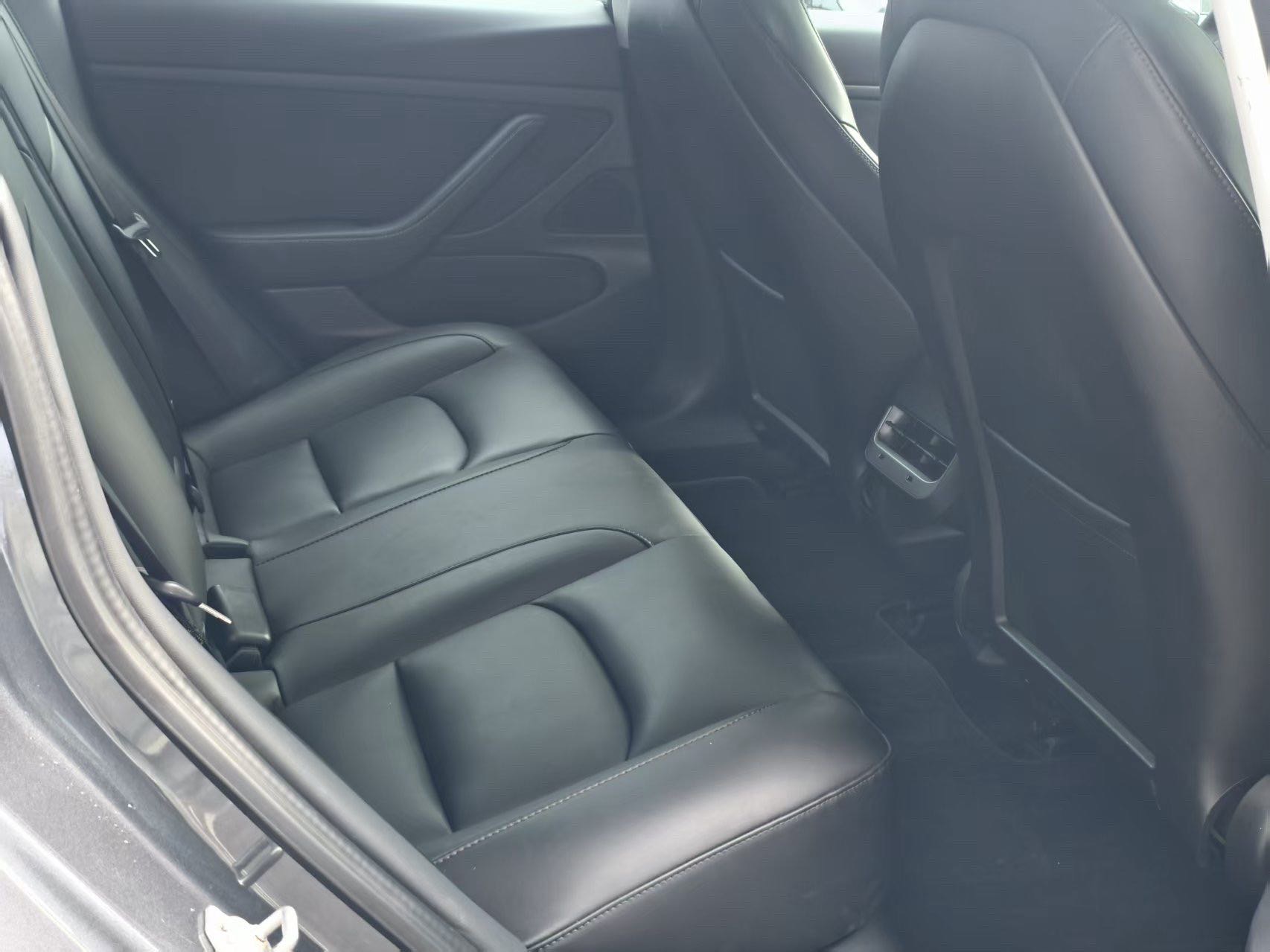 Tesla Model 3 2019 car image #8