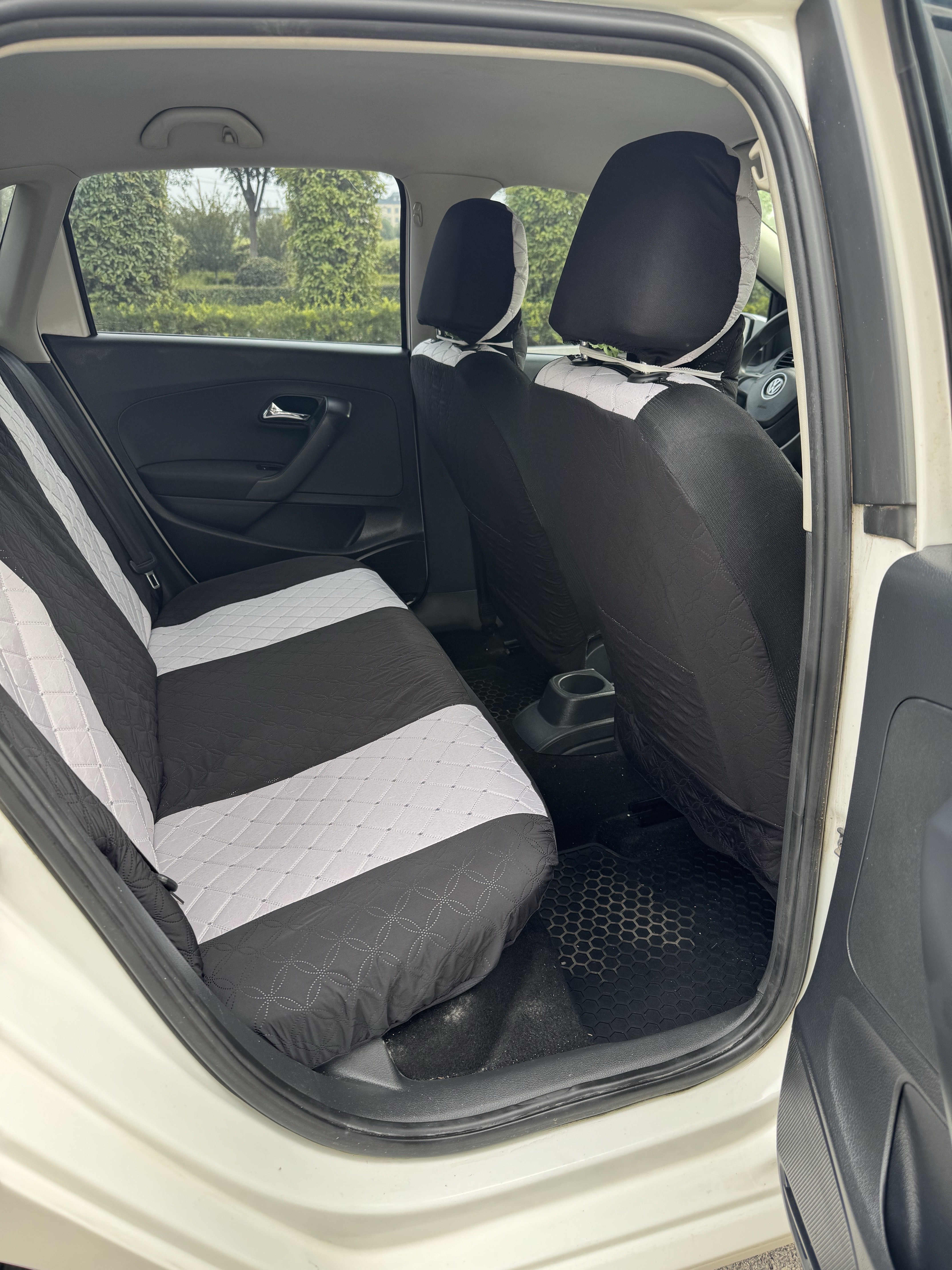 Volkswagen Polo 2017 car image #11