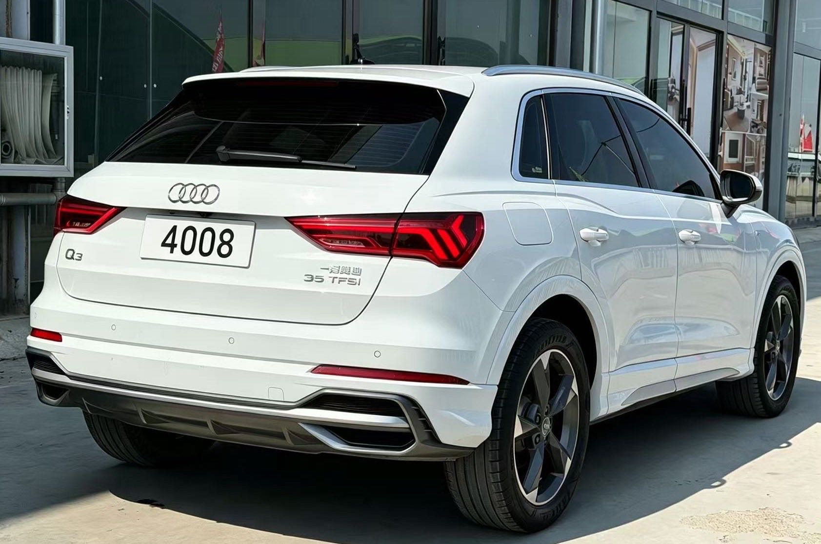 Audi Q3 2020 car image #7