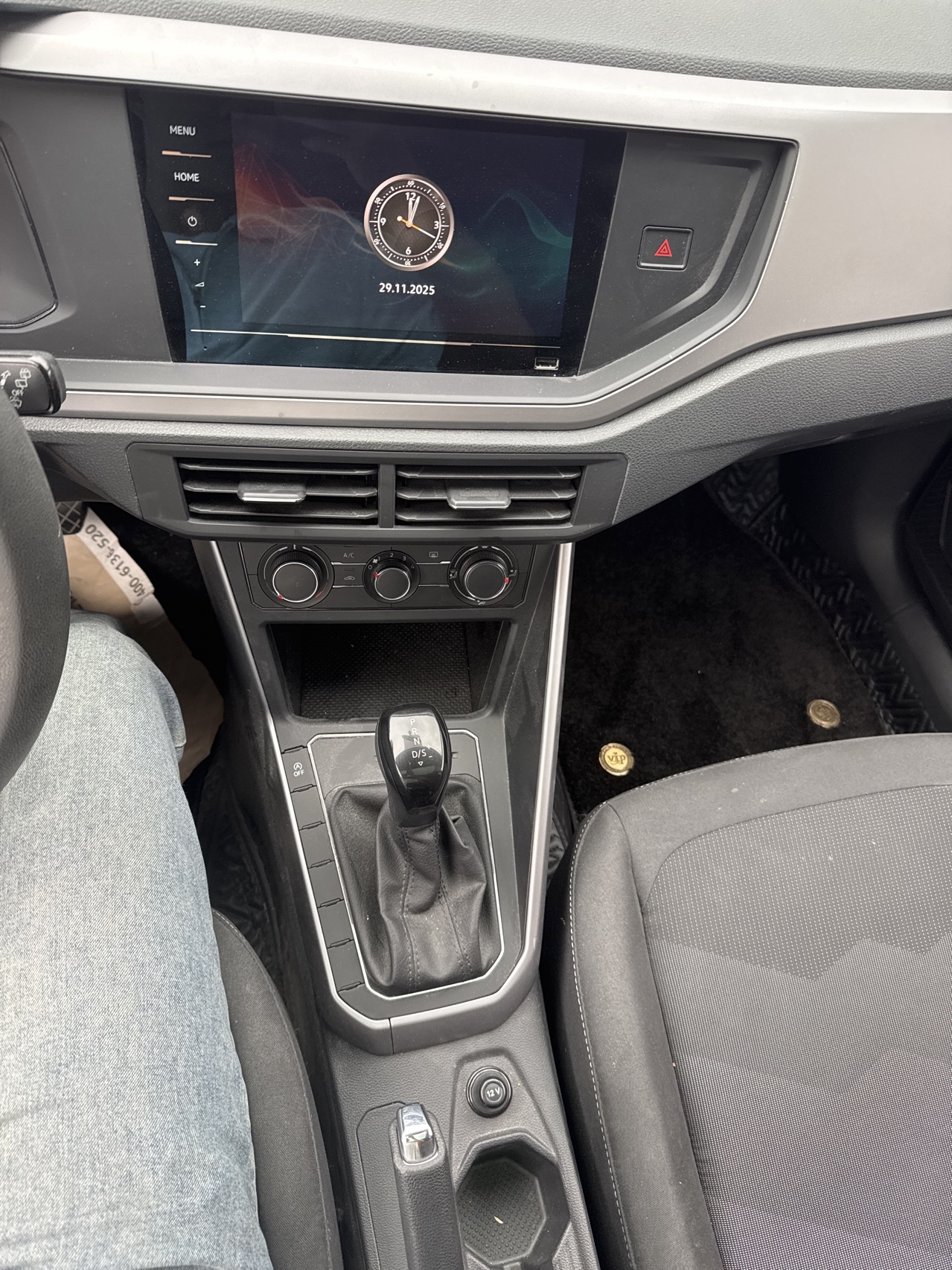 Volkswagen Polo 2021 car image #16
