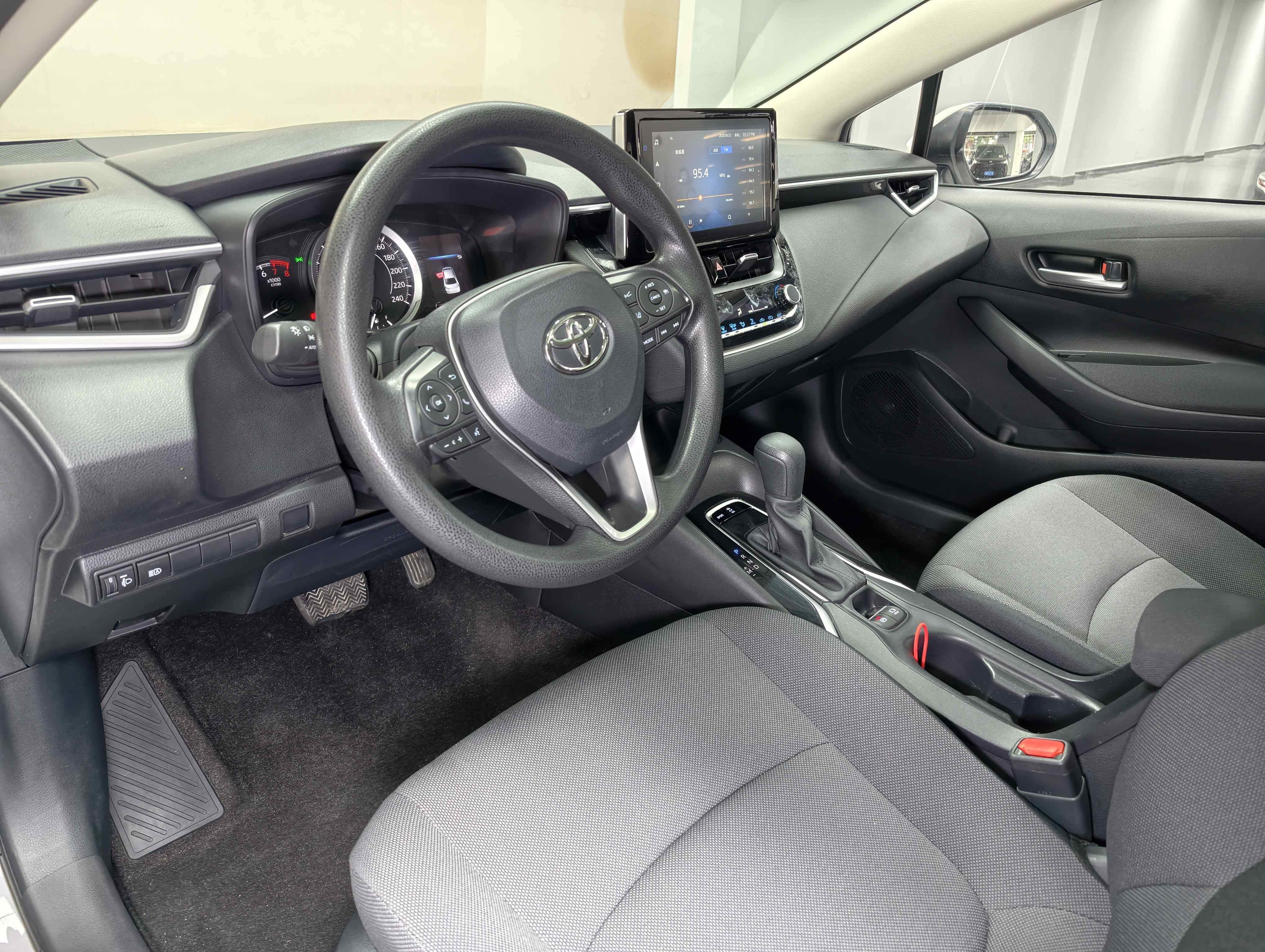 Toyota Corolla 2021 #9 Toyota Corolla 2021 car image #9