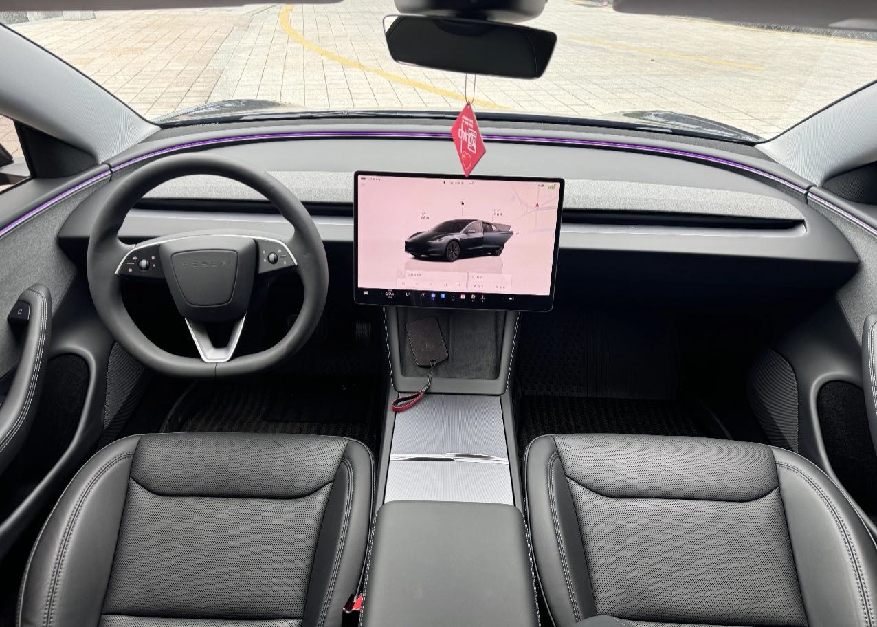 Tesla Model 3 2025 car image #6