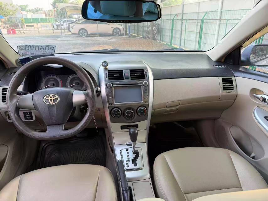 Toyota Corolla 2013 #6 Toyota Corolla 2013 car image #6