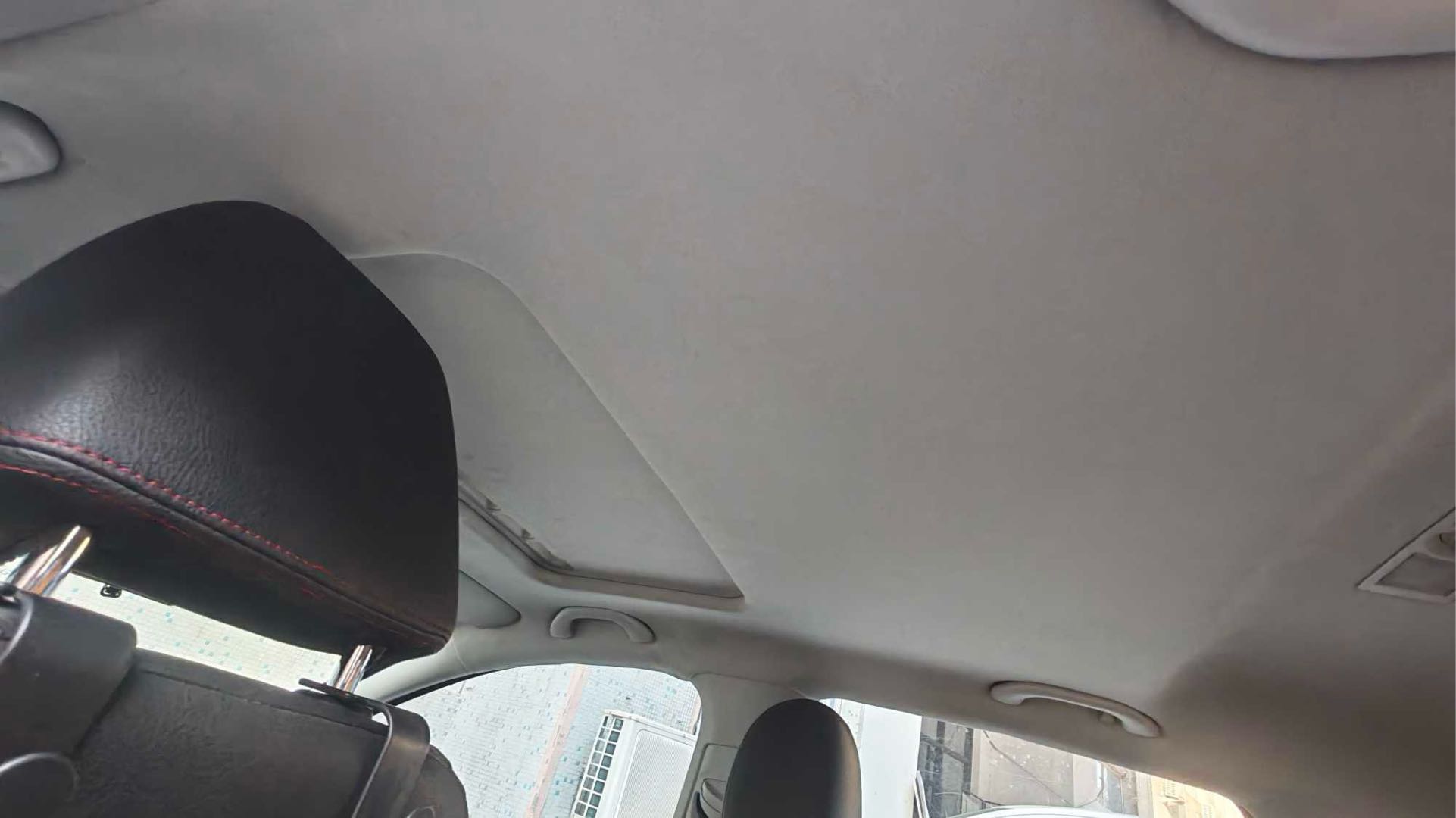 Volkswagen Polo 2016 car image #12