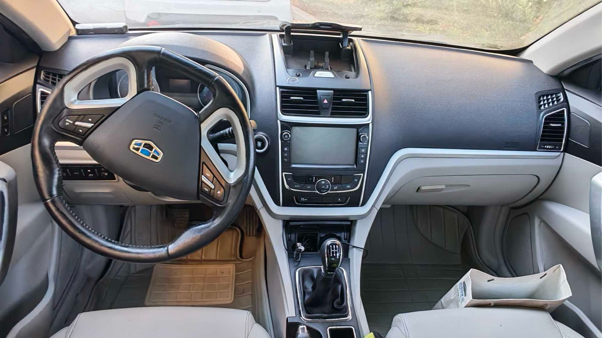 GEELY Emgrand 2016 #10 GEELY Emgrand 2016 car image #10