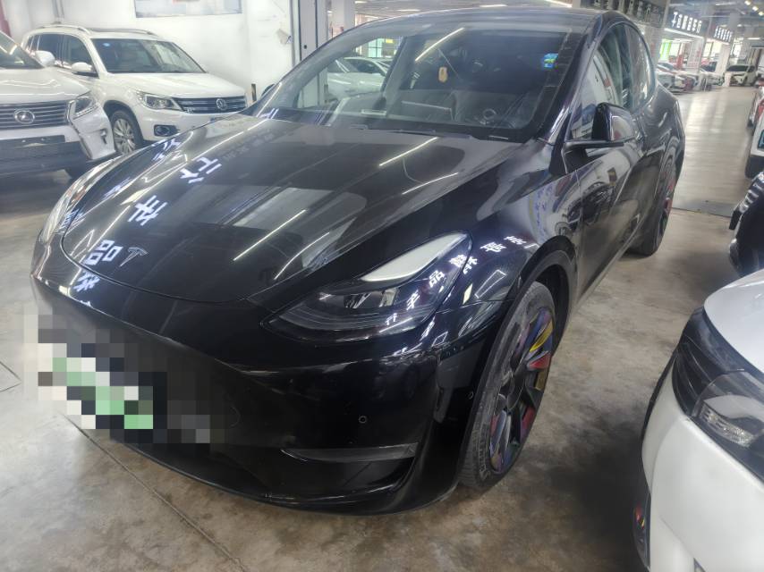 Tesla Model Y 2021 car image #2