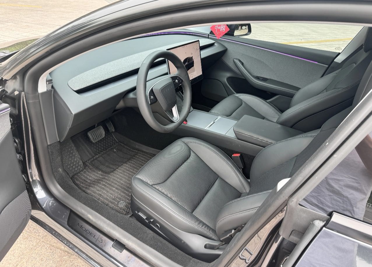 Tesla Model 3 2025 car image #8