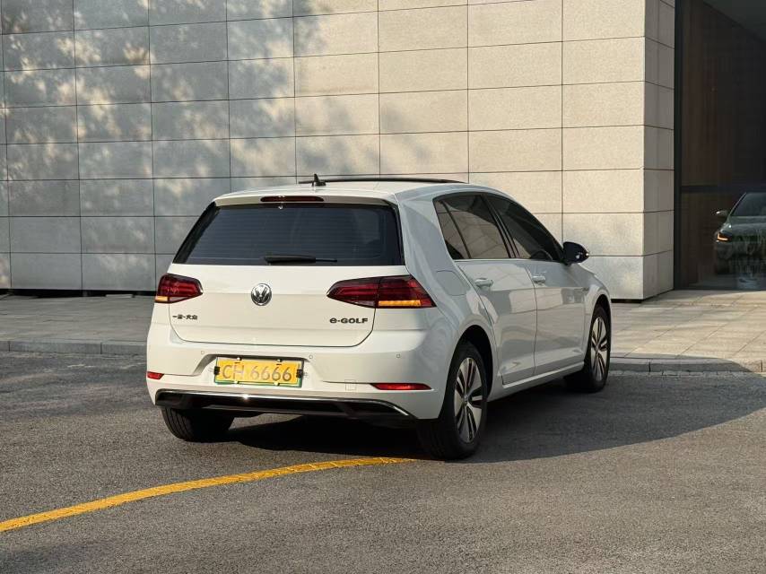 Volkswagen Golf Pure Electric 2020 #11 Volkswagen Golf Pure Electric 2020 car image #11