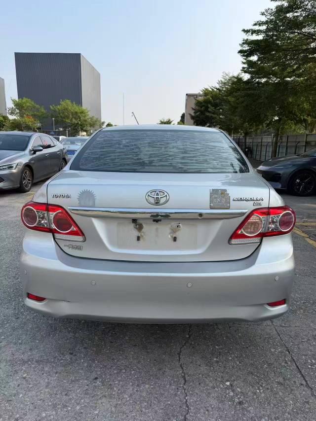 Toyota Corolla 2013 #10 Toyota Corolla 2013 car image #10