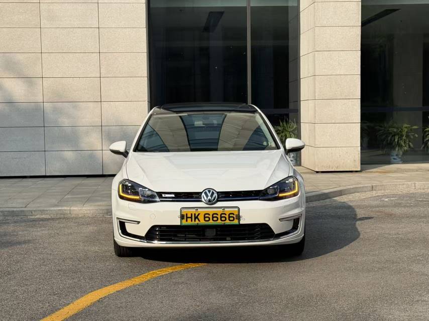 Volkswagen Golf Pure Electric 2020 #4 Volkswagen Golf Pure Electric 2020 car image #4