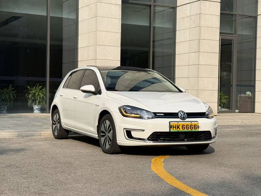 Volkswagen Golf Pure Electric 2020 #5 Volkswagen Golf Pure Electric 2020 car image #5