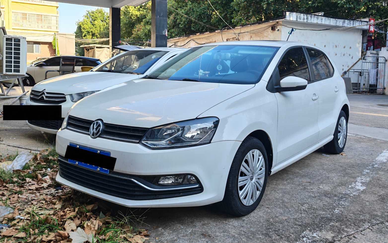 Volkswagen Polo 2016 car image #2