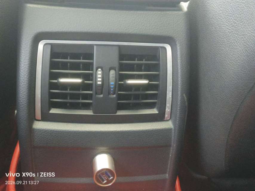 BMW 3 Series 2017 car image #6