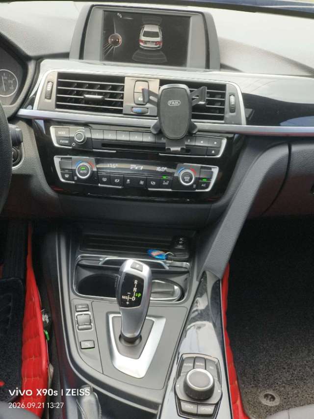 BMW 3 Series 2017 car image #7