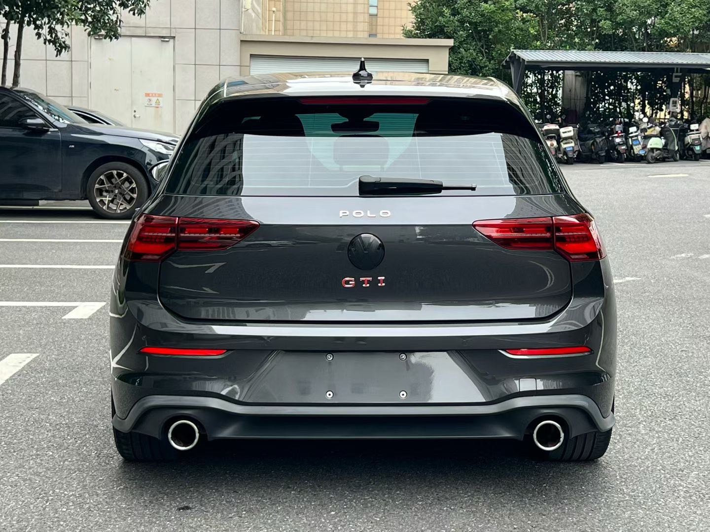 Volkswagen GolfGTI 2021 car image #6