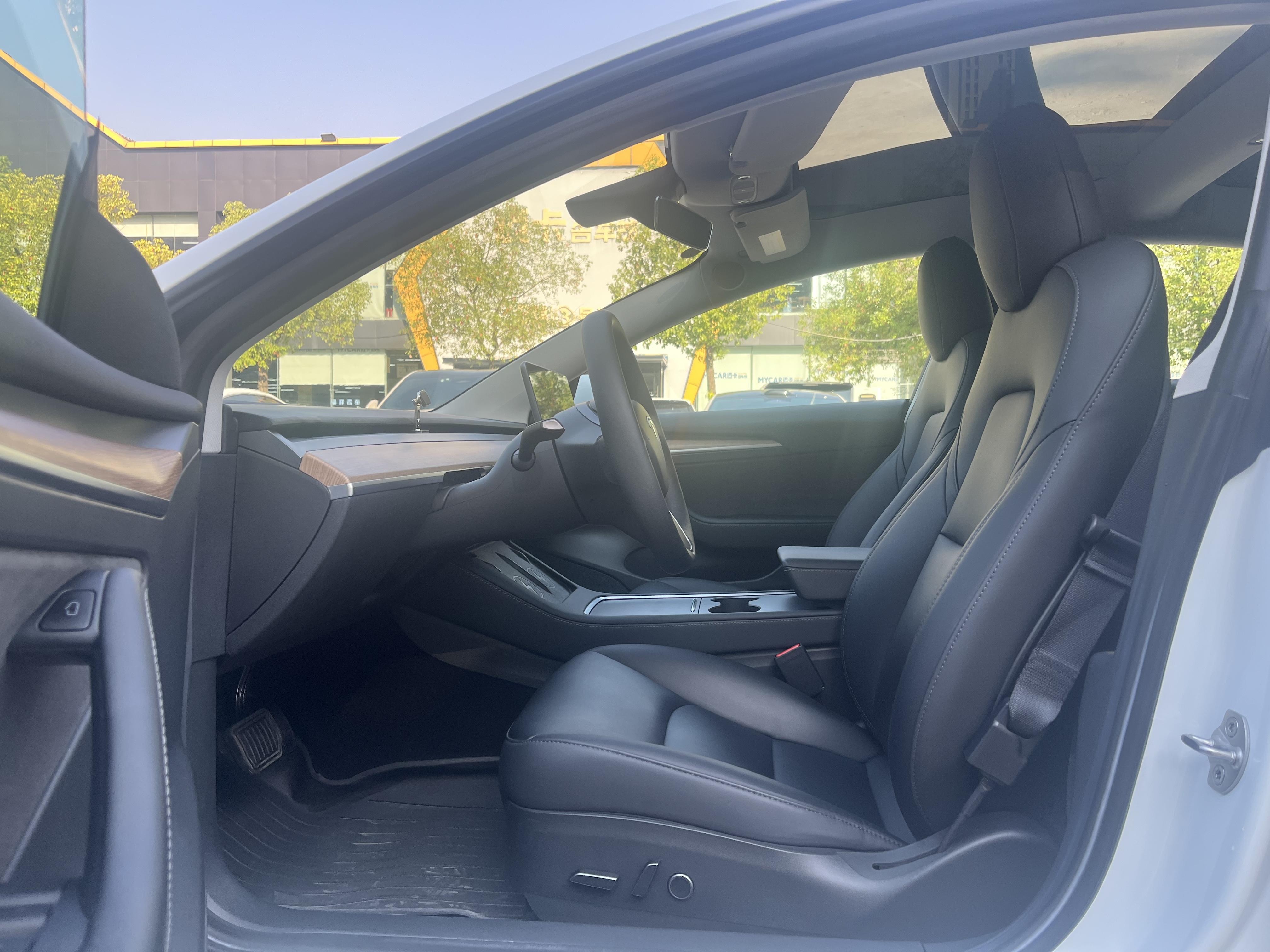 Tesla Model 3 2022 car image #5