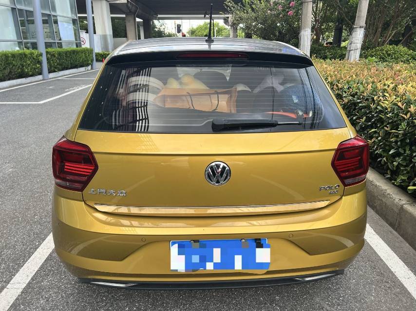Volkswagen Polo 2020 car image #9