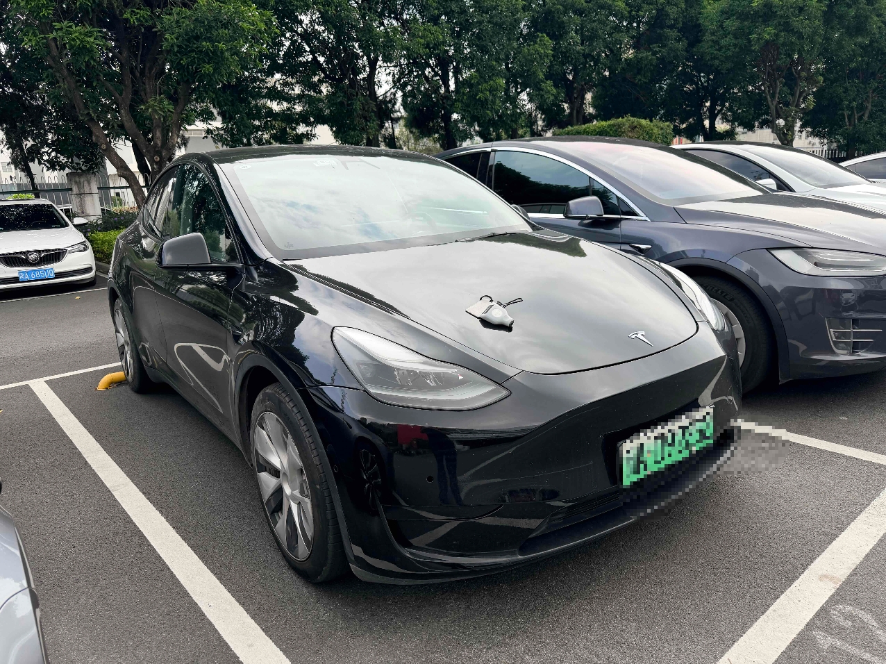 Tesla Model Y 2022 #4 Tesla Model Y 2022 car image #4